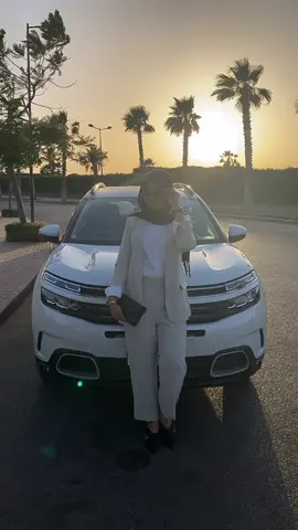 Fancy beige suit 🖤#fyp #foryoupage #viral #amiragaberag #ootdhijab #OOTD #influencer #modest #TikTokFashion #اكسبلور #tiktokers #hijab #fashion