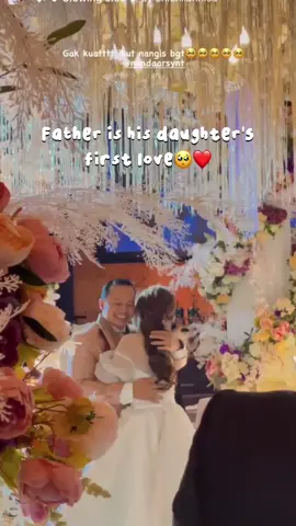 terharu banget liatnya🥺🤍 @nansyiespam #nandaarsyinta #dyapertamananterakhir #wedding #firstlove