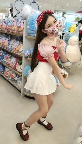 อุ้ยยยยย น้องมิสตี้ในติ๊กต่อกใช่มั้ย 🤣😆😆🤣🤣🤣เจออีกแล้ววว😆🤣#น้องมิสตี้นางแบบน้อย #mistysmoothe