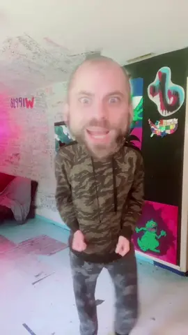 Dad, Can I walk to the park 😳@dvasandiego