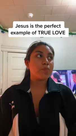 Loving is about GIVING not RECEIVING. Just like Jesus gave his life for you🤗. #christiancommunity #differentopinions #genzforjesus #jesusblood