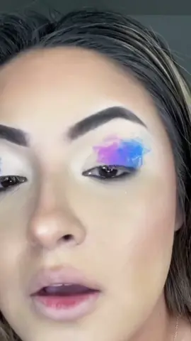 #stitch with @makeupby_analiza but what do you guys think @colourpopco #colourpopcosmetics #colorfulmakeup #rainbowmakeup