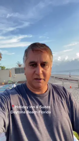📍Holidsy Inn & Suites Daytona Beach Florida. Visit https://www.floridaescape.com #travelgram #blogger #places #PlacesToVisit #fyp #fun
