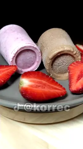 2 рецепта мороженого: клубничное и шоколадное #мороженоеза5минут #деньмороженого