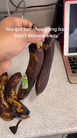 Banana bread with 3 bananas 🔥😍 #banana #bread #ripbanana #dessert #weekend #food #receitas #recepie #Summer