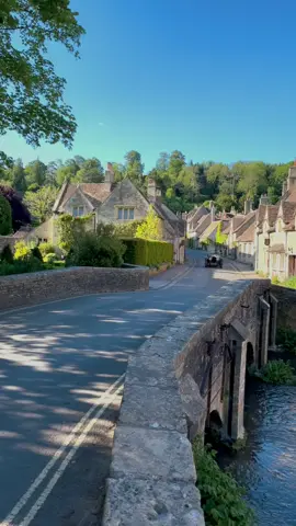 A FAIRYTALE VILLAGE IN THE COTSWOLDS YOU NEED TO VISIT! #cotswolds #castlecombe #englishcountryside #tiktoktravel #tiktokuk #visitengland #travel 🇬🇧