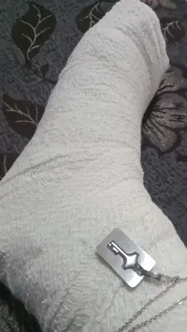 الحمد لله على كل شيء كسر في قدمي اليمين