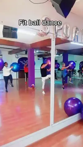 #clase #dance #pelota #fitball #ejercio #cardio #antonio #matias