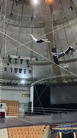 Мы в Екб с 12 июня по 11 июля🔥 #multi_mao #flyingtrapeze #circus #теловдело2021 #acro #gymnastics #казах #спорт #цирк #triplebackflip #тройноесальто