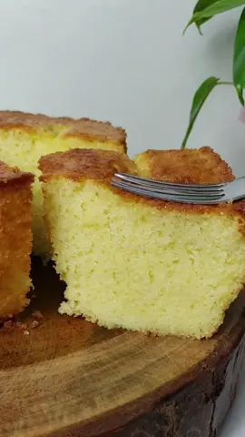 Bolo de Laranja de Liquidificador Fofinho Zero Glúten Zero Lactose Dona Prática #bolo #bolodelaranja #boloscaseiros #donapratica #receita #receitas