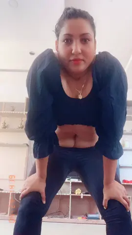 It’s just a yogic kriya  (agnisar kriya) no bad comments please 🙏🙏🙏🙏🙏🙏🙏🙏#trendingmusic #belleylossexercise #strengthchallenge #makesabsstrong