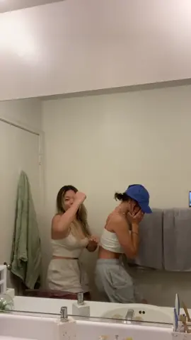 Back w my girl @izzyaloha dc: @dasteppaz #fy