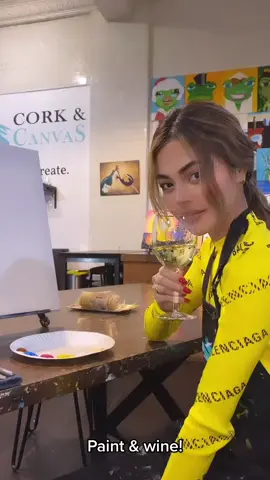 Paint & wine!!! So fun 😆