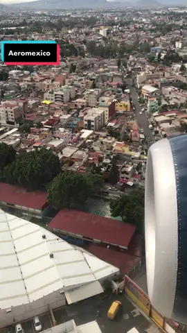 Landing in Mexico City @aeromexicomx #cdmx #aeromexico #landing #aterrizaje #airlines #aerolinea #mexico #avion #B737