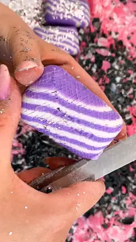 #crushingsoap #мылоасмр #асмрмыло #асмрискусство #asmrsoap #soapcubes #мылокубики