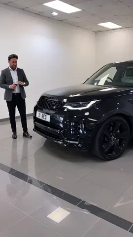 The all new 2021 Land Rover Discovery 🔥 #foryou #landrover #newdefender #features #acklamcarcentre
