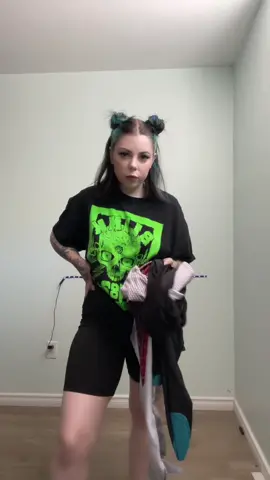 Thicc Spider-Gwen anyone? #fyp #cosplay #spidergwen #spidergwencosplay #cosplaygirl #weeb #weebgirl