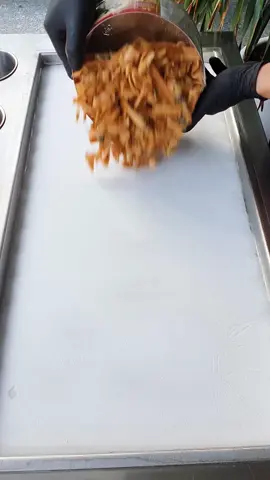 This combination will make u surprise 😉 #icecreamrolls#LearnOnTikTok#foryou#fyp