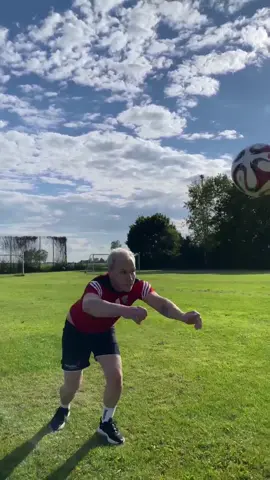 When I'm a Loser 😳😂 #lustigestiktok  #witziges #funnyfootballvideos #EqualGame #TrendingMoment #HeimSpiel