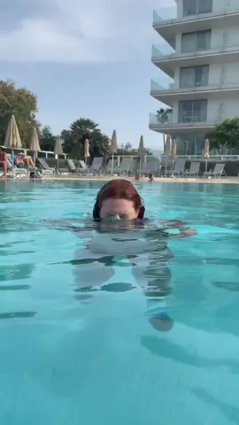 Mal anders😂🥰#dancegirl #underwaters #Summer #goodvibes #trendoftiktok #foryou #foryoupage #fypシ #viral