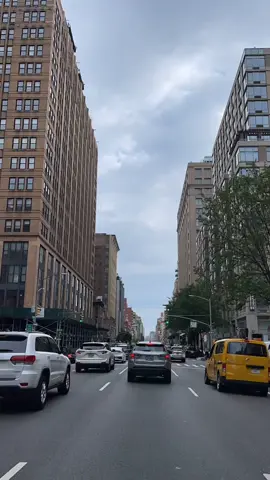 we brought nyc back #newyorkcity #travelnyc #city #browntikok #pakistani #newyorkcitygirls #newyorkcitylife #girlstrip #nycisback #backtonyc #nyc #fyp