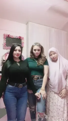 Senaman ringan @zackzainefer @mimiclara__