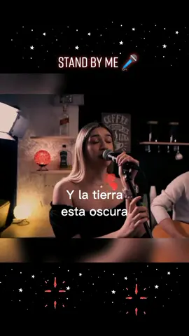 A tu lado me siento segura quedate siempre conmigo 