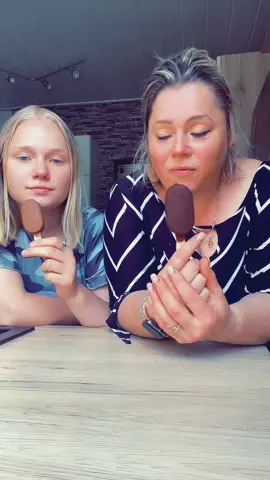 Spil mit meine Tochter #probierenmitkarina #maskiergang @liora.23