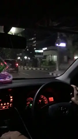 Night drive mengelilingi medan bersama pria pria tampan ku