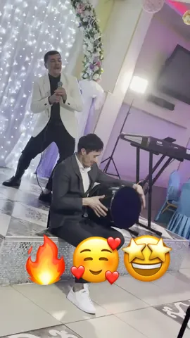 Супер музыка Таджикский музыка 🥰🔥 #❤️ #сакитсамедов #таджикистан #узбекистан #EsteeLauderMantra #jj￼