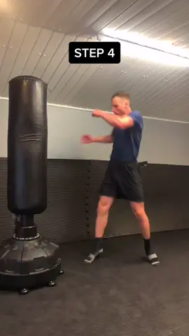 Jump turning kick/ roundhouse step by step #martialarts #taekwondo #stepbystepwithtrevor