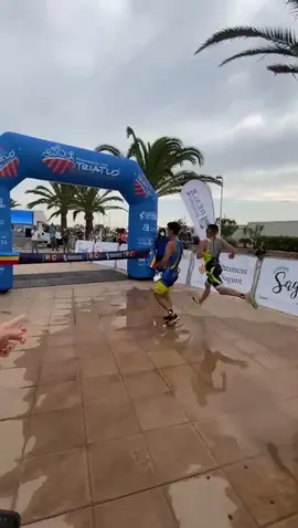 Premio al confiado del año, los comentarios son los más 🤭😂😂