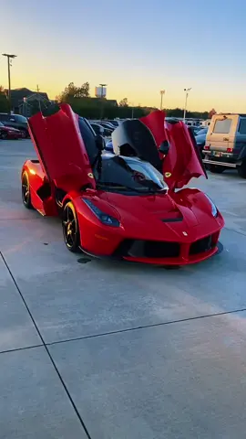 Ferrari LaFerrari. #laferrari #ferrari #laferrariaperta #shawnseaman #fypシ #foryou