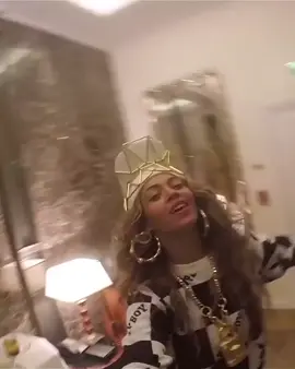 #beyonce #beyonceonbeat #7/11 #beyonceforever #beyonceknowles #beyoncecarter #beyhive #blackisking #bday #4 #beyoncesavageremix #barbz #nickiminaj