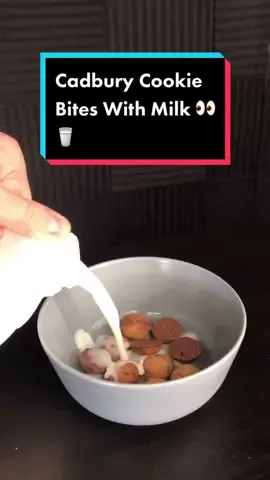 Reply to @luke_lavelle Cadbury Cookie Bites again... but with milk 🥛🍪😍 #tastetest #review #uk #uksnacks #chocolate #cookie #sweets #cadbury #foryou