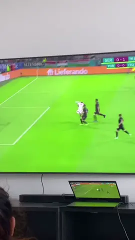 Ich habe ein Probleme in Madeiros😢#fußball #em #em2021 #deutschland #ungarn #spannend #gucken #computer #fy #foryou #evanijo