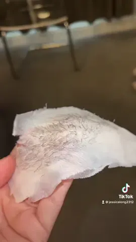 That time I thought I was a pro 😂 ABSOLUTE FAIL!! #foryoupage #fyp #tbt #wax #viral #waxvideo #fail #pain #hardwax #satisfyingvideo #waxing