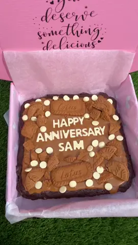 lotus is the GOAT 😤 don’t tell me otherwise #glambrownies #fyp #foryoupage #smallbusinesstiktok #smallbusinessuk