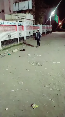 لما نكونوو شربين ونعمل كده 😂😂
