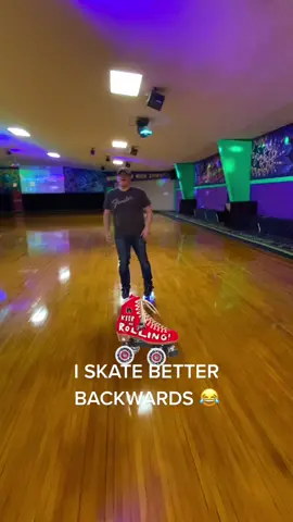 #skating #1980smusic #rollerskating #debarge #sparkles #skatingrink #music #haveingfun #friendship #losingweightjourney #weightgoals #fypツ