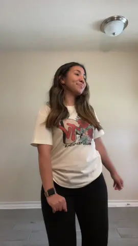 Caption this… #fyp #fy #foryoupage #fye #foryou #latina #texas #texasgirl #MomsofTikTok #MyColoredHair #FordMaverick #JuntosImparables #TubiTaughtMe