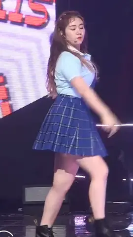 Kyla Fancam :) #keşfetttttt #keşfetteyizzzz #keşfetealbeni #Keşfet #keşfet #kyla #pristin #BlackMoon
