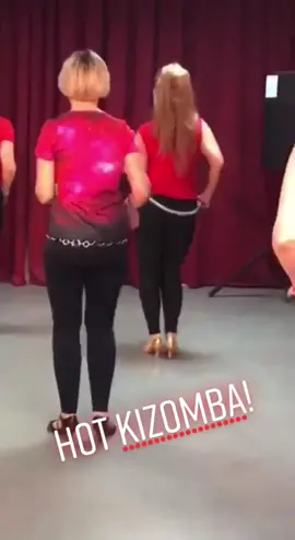 #DancingOnTheRoof #kizomba #ladystyle #kizombadance