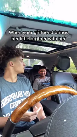 @_alexciaa @mr.robux4 😂🤦🏽‍♂️ #fyp #couples