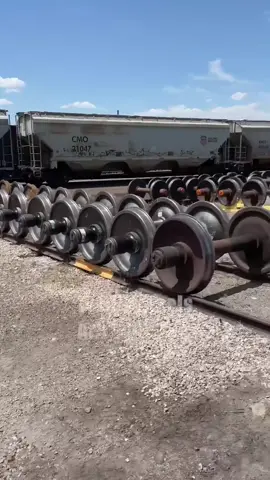 How much does a Train 🚂 Wheel weigh? #LearnOnTikTok #TikTokPartner #whatsinside #trains