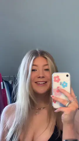 ellie looking so happy 🙈#foryou