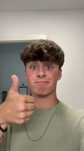 Ad| Gewinne jetzt meinen La Roche Posay Favoriten der Effaclar Duo(+) 15ml Reisegröße und sag bye bye zu Pickeln! 💙🤍