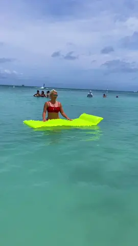 Pretty much how it went #vacation #chill #fitandphat #aruba #Summer #beachlife