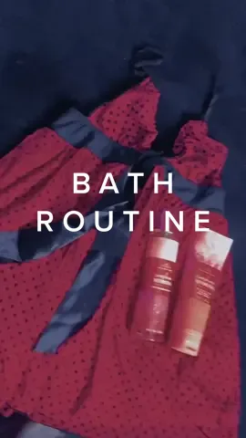 Seré la única que usa muchos productos para bañarse? 🛀🧼 #showerroutine #bath #fypシ #CompleteMyLook￼#shower #showerproducts