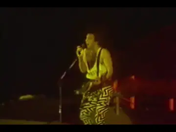 Heaven’s On Fire 1987 #kisstory #kissarmyofficial #kissband #KISS #kissarmyoftiktok #paulstanley #ericcarr #80srock #80s